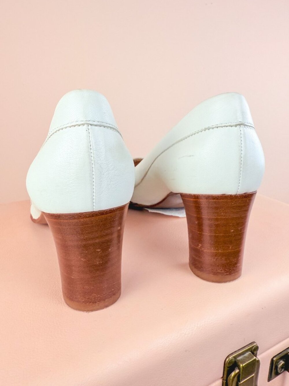 Vintage Salvatore Ferragamo Milano Loafer Heels Size 8N - Picture 7 of 8
